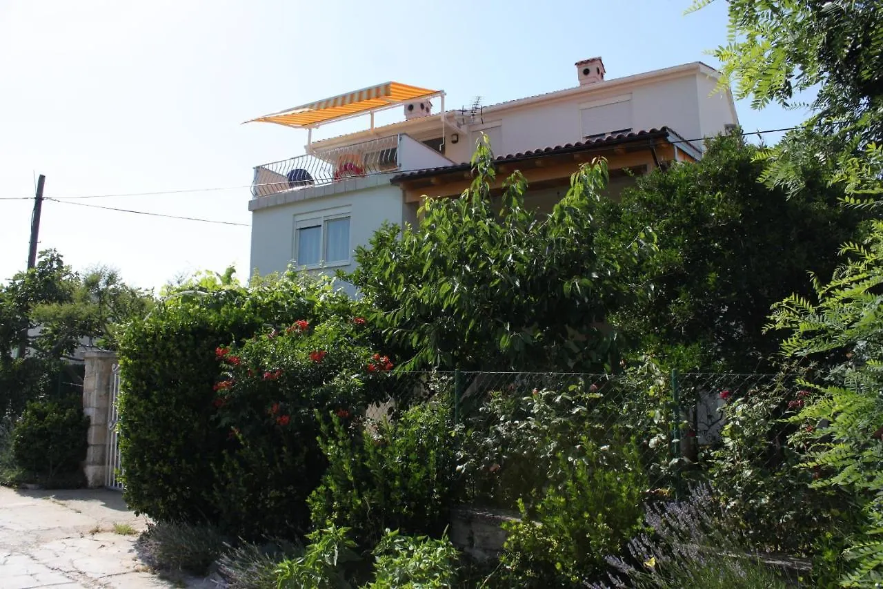 Apartments And Rooms With Parking Space Bozava, Dugi Otok - 8100